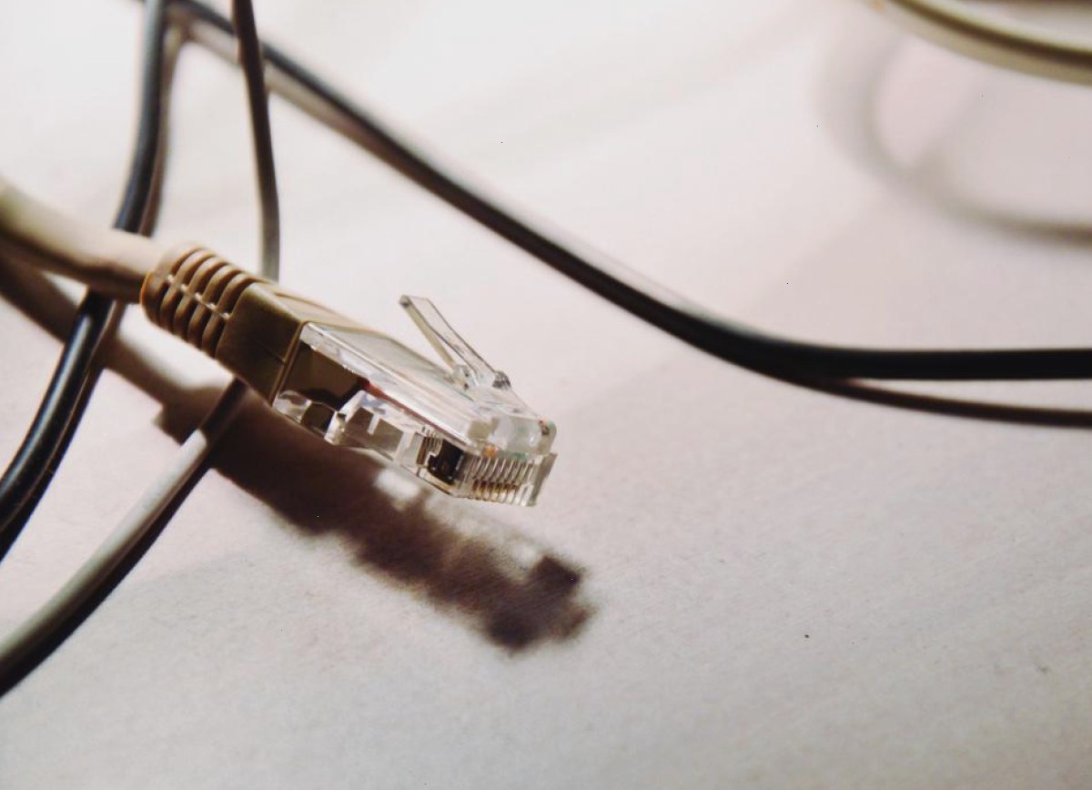 快连_版本更新永远都能连上与畅连一点就连_快连官网：快连 设置优化与稳定性建议 202608：多平台网络调优与断连排查指南（封面配图）